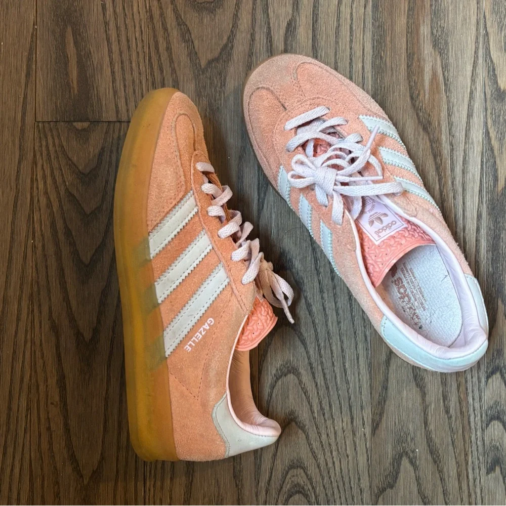 SOLD - Picture 2 of 3